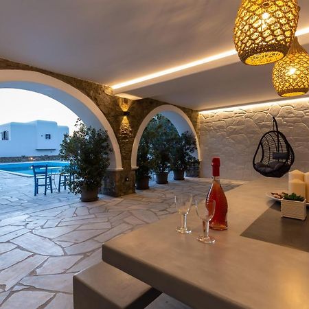 Callisti Mykonos Town With Pool View And Calypso Upper Floor With Sea View Екстериор снимка