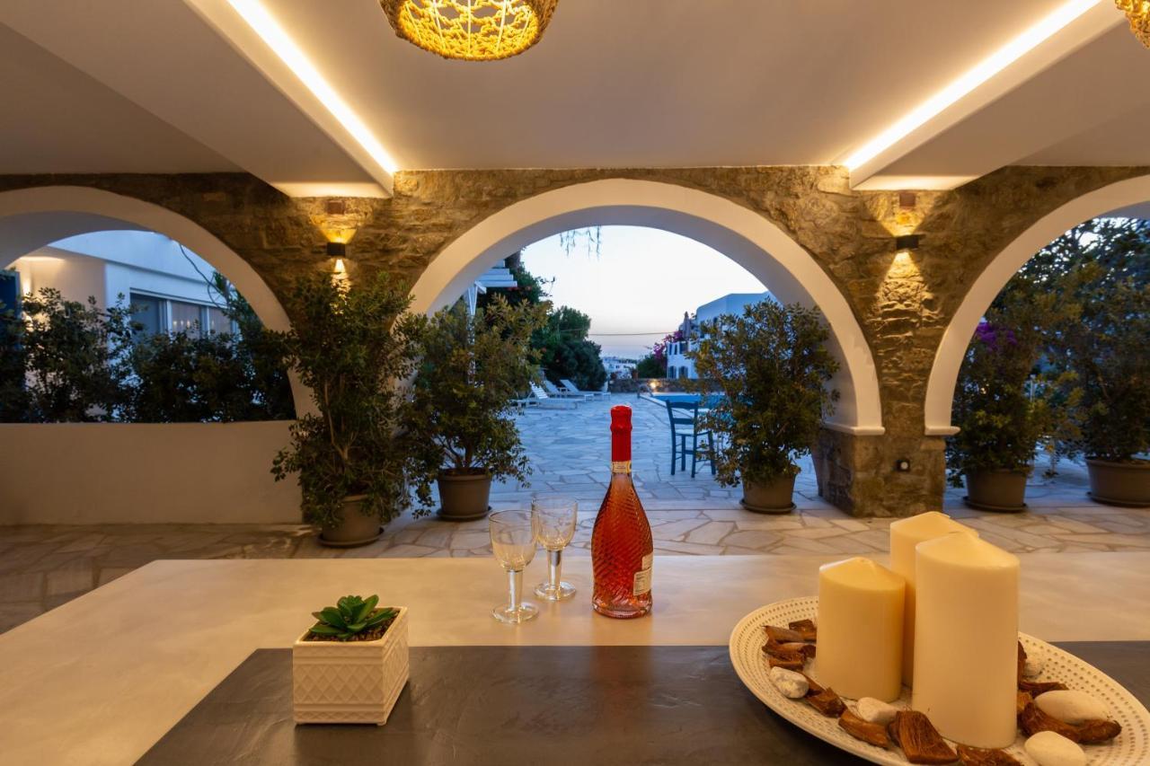 Callisti Mykonos Town With Pool View And Calypso Upper Floor With Sea View Екстериор снимка