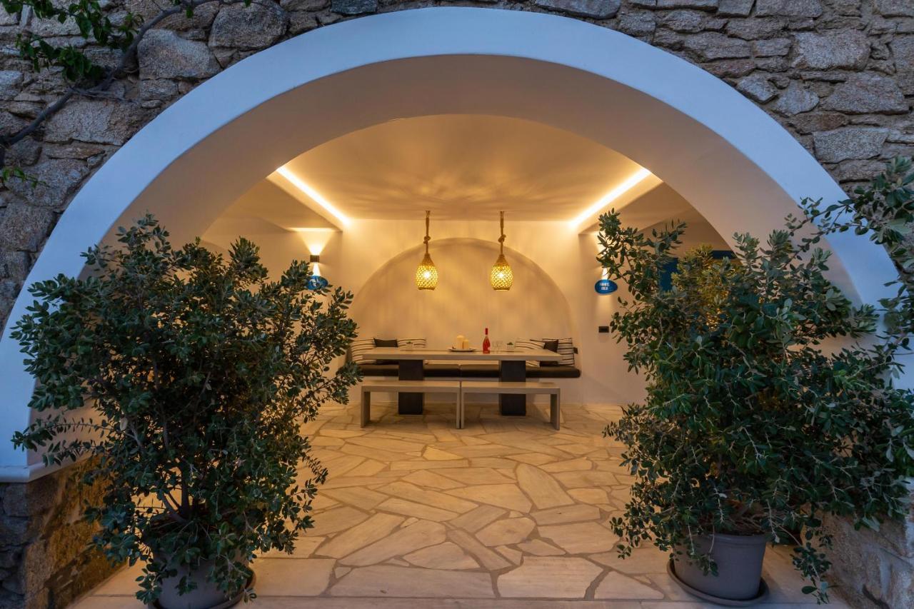 Callisti Mykonos Town With Pool View And Calypso Upper Floor With Sea View Екстериор снимка